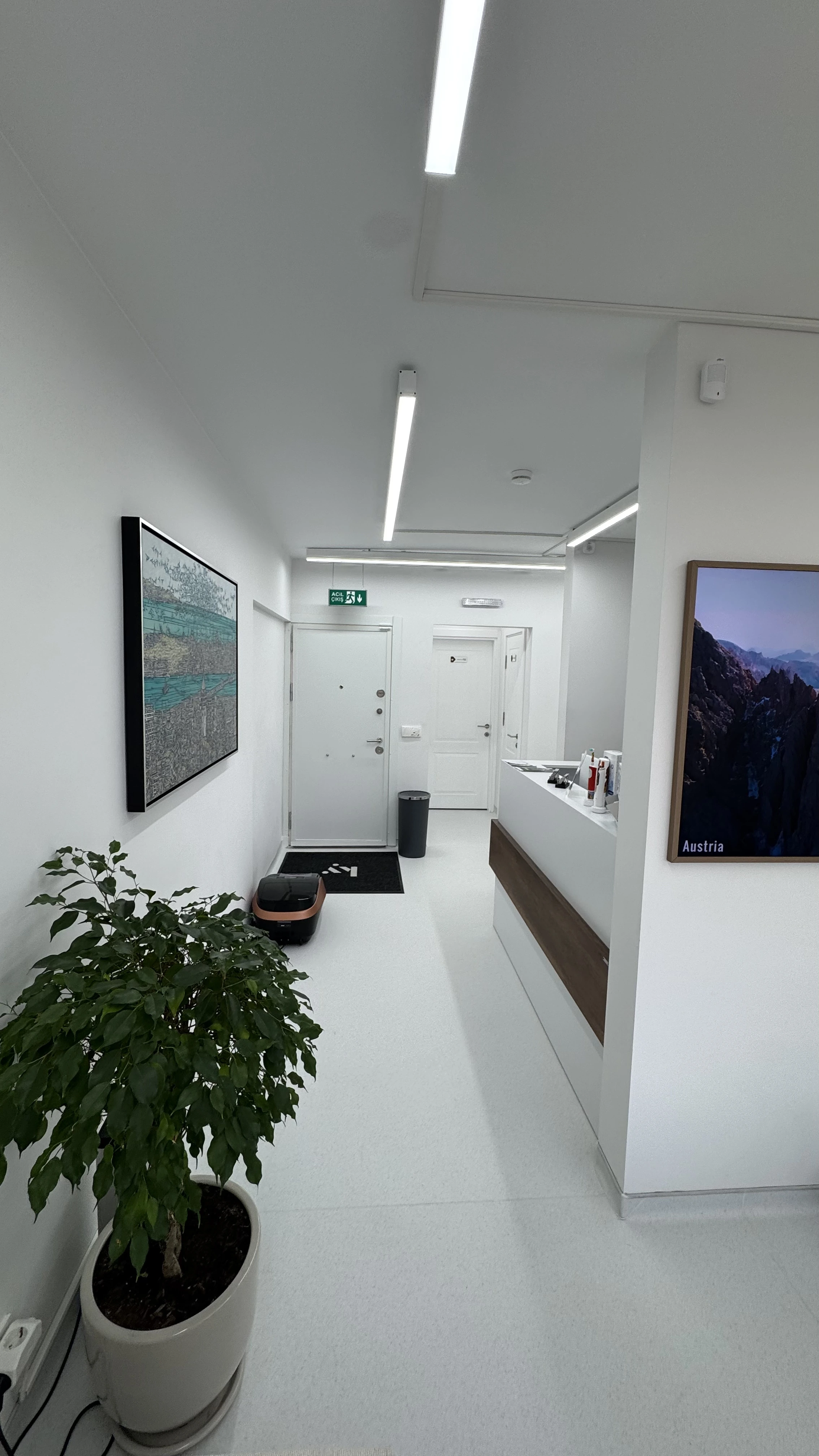 KY Clinic - Dr. Kursat Yilmaz gallery image 5